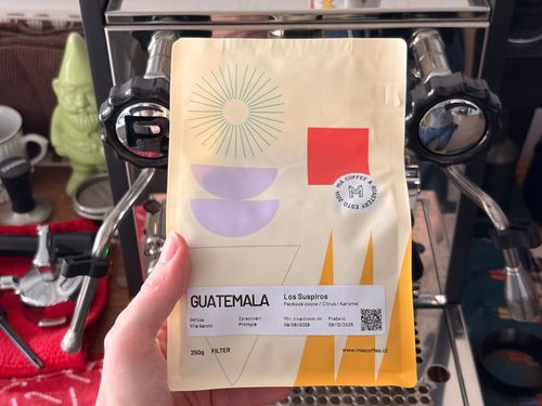 Celkové dojmy jsou velmi pozitivní – Guatemala Los Suspiros je káva, která osloví především ty, kdo hledají svěží, elegantní a harmonickou kávu s výraznými ovocnými akcenty a lehčí dochutí.
